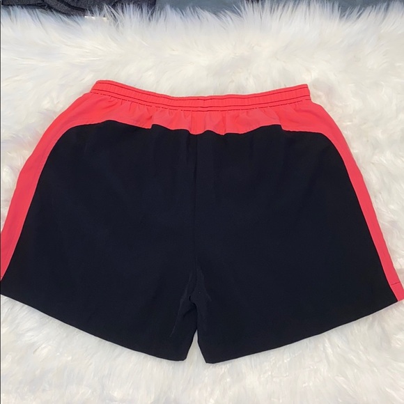 Nike Dri-Fit Shorts - Picture 3 of 6